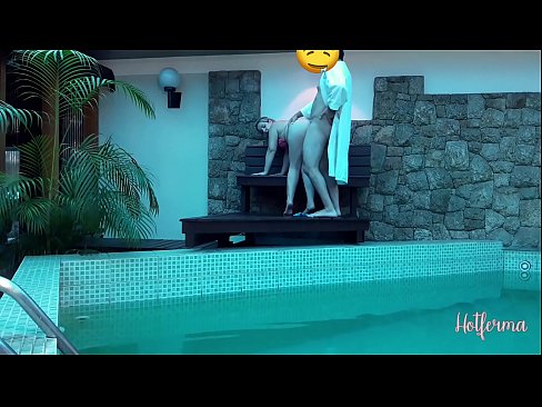 ❤️ Boss invitéiert Déngschtmeedchen an de Pool, mee konnt net engem waarm widderstoen ️ Fucking Video  op Porno lb.trysex.ru ❌❤